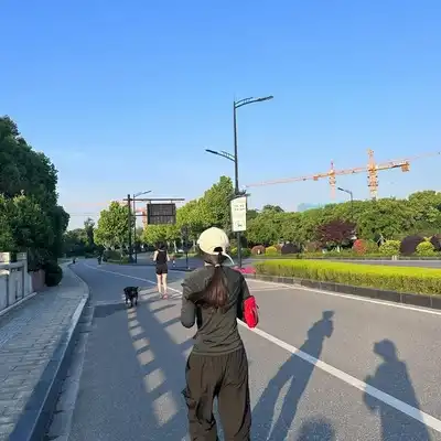 毛其
